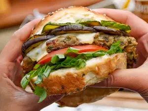 Que Vaina Es Eso Vegetariana + Papas