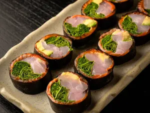 Maki sashimi