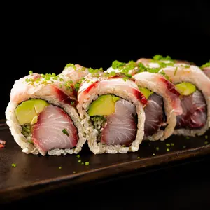 Roll shiromi