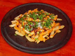 Papas bacon, cheddar,verdeo