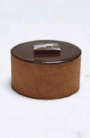 Mini cake supreme