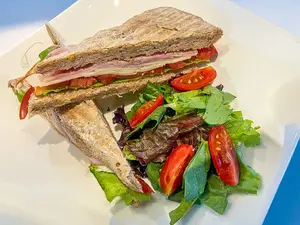 Sándwich frío capresse
