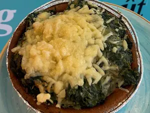 Tarta espinaca + mix verdes