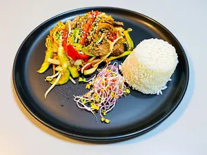 Wok Pollo