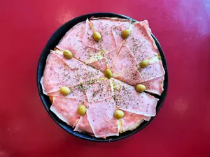 Pizza de jamón