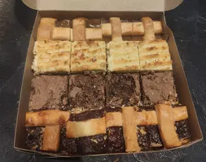 Cajita de cuadrado dulces