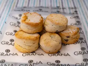 Scons vainilla con pasas 250 g