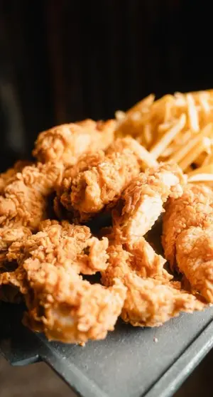 Chickenfingers c/ papas fritas