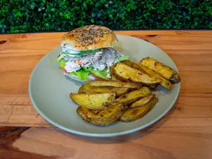 Bagel de pollo