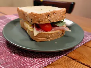 Tostado con crudo
