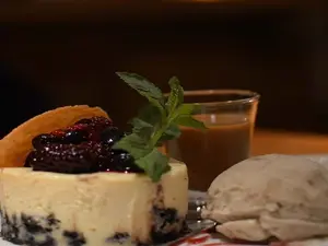 Cheesecake con frutos rojos