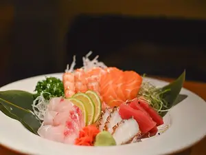 Sashimi Pesca Del Día 5 Cortes