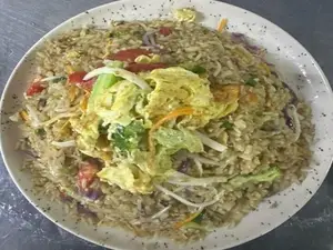 Chaufa con verduras (para vegetarianos,as)