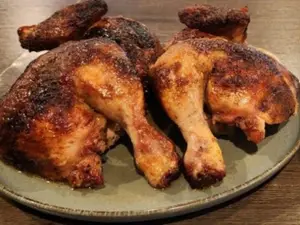 Medio pollo a la brasa