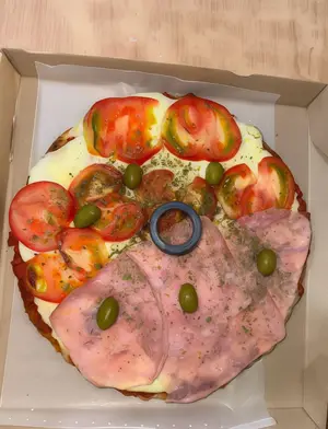 Pizza napolitana y jamon