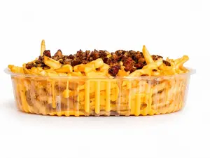 Papas fritas cheddar y bacon