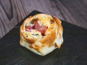 Empanada panceta y roquefort