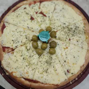 Pizza grande de Muzzarella