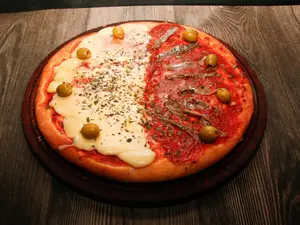 Pizza grande Mixta