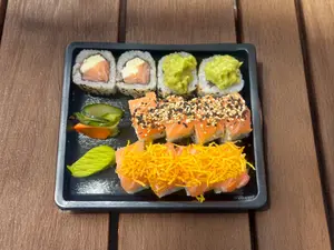 Combinado salmon vip x12 sushi
