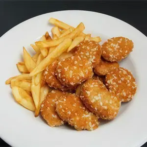 Nuggets c papas fritas