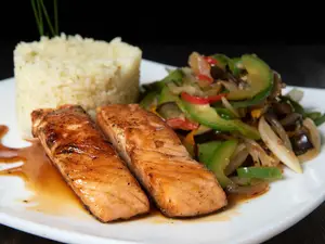 Teri grill de salmon