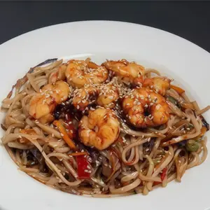 Yakisoba de langostinos