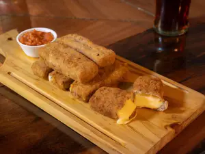 Bastones de muzzarella
