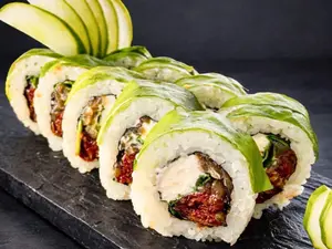 Healthy vegan sushi 10p