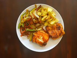 Salmon grillado con vegetales