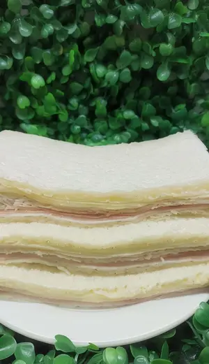 Sandwich de miga triple x3