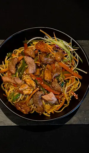 Chow Mein De Cerdo