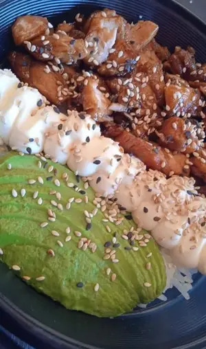 Salads De Pollo Tery