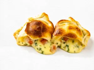 Empanada caprese