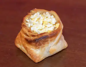 Roquefort, tomate y huevo