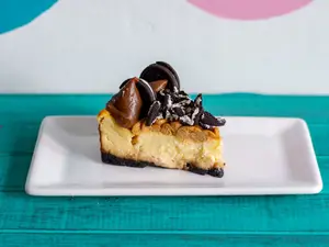 Porción Cheesecake Oreo