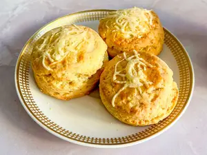 Scons De Queso Pequeños