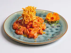 Ceviche Nikkei De Salmon Rosado ( UNA EXPLOSION DE SABORES )