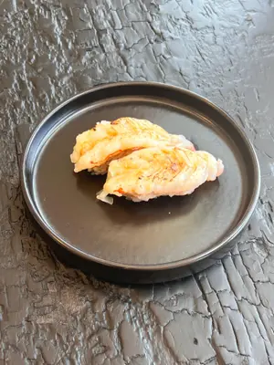 Langostinos con manteca de curry