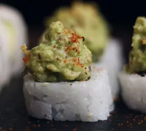 Avocado Roll x10