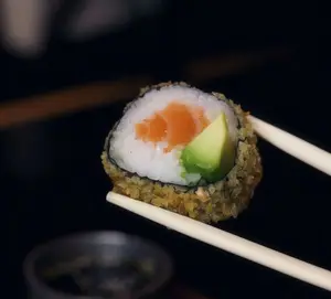Hot Salmon Roll x10