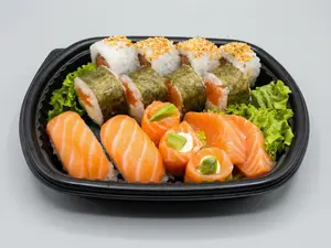 Sushi Combo Salmon 15 Piezas