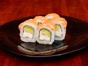 Sushi Golden Roll