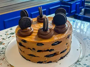 Porcion de torta chocooreo