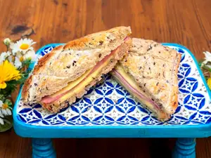 Tostado  jamon y queso