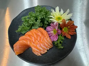Sashimi de salmon x1