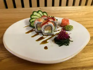 Pink Salmón Roll X 4u