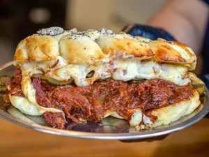 Jalá pastron desmechado