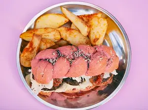 Porcion papas en cuña al horno