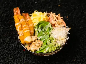 Poke de langostinos furai